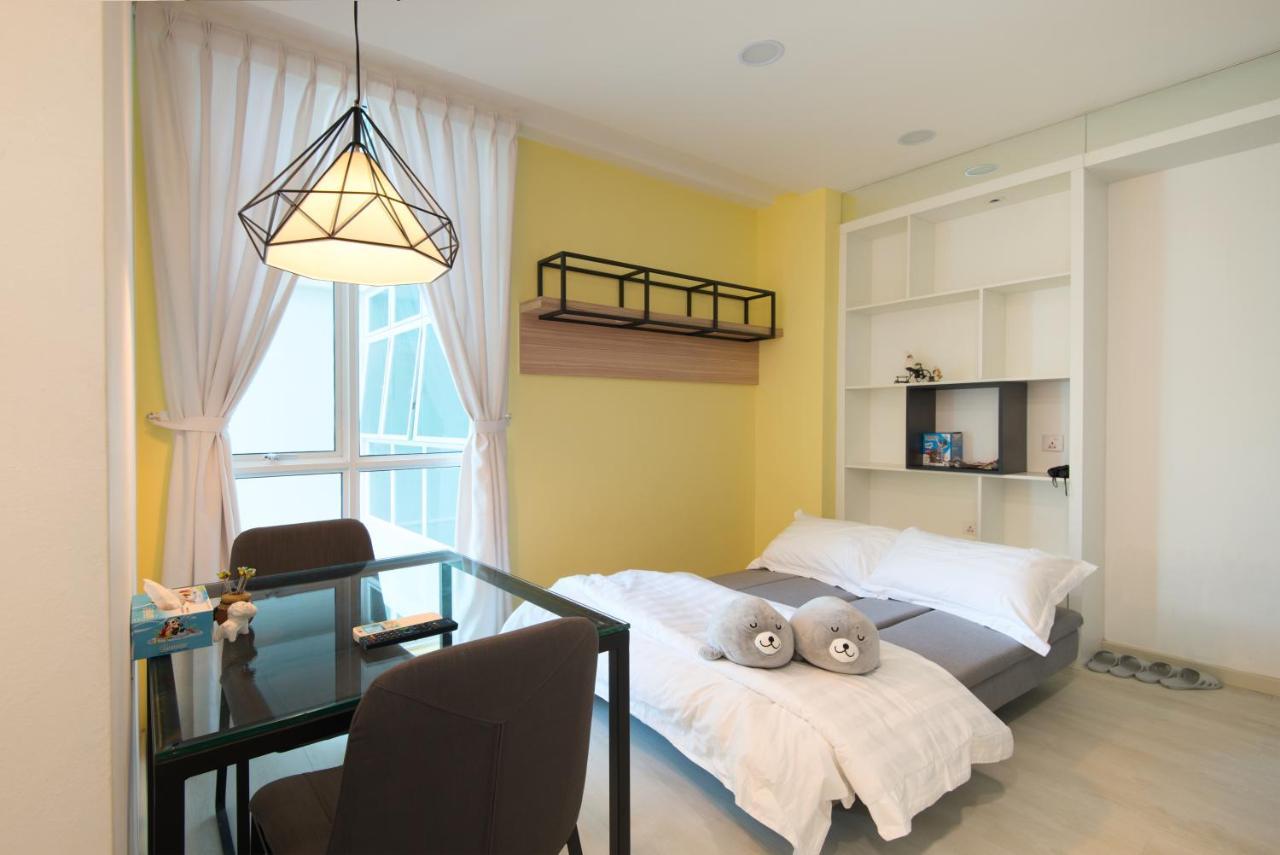 Straits Garden Suites By The Homestay Helper George Town Extérieur photo