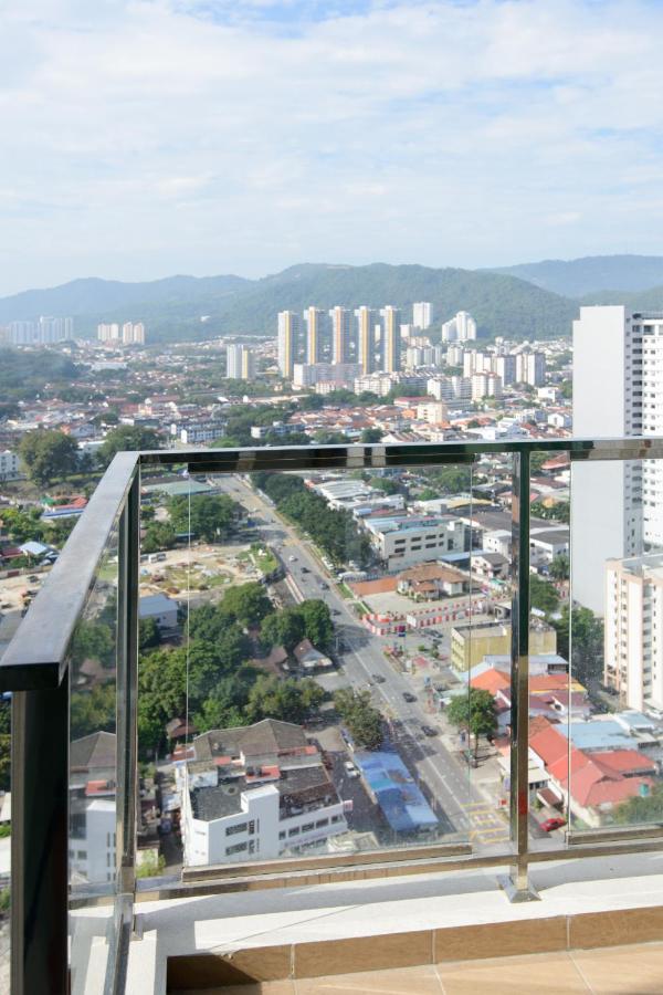 Straits Garden Suites By The Homestay Helper George Town Extérieur photo